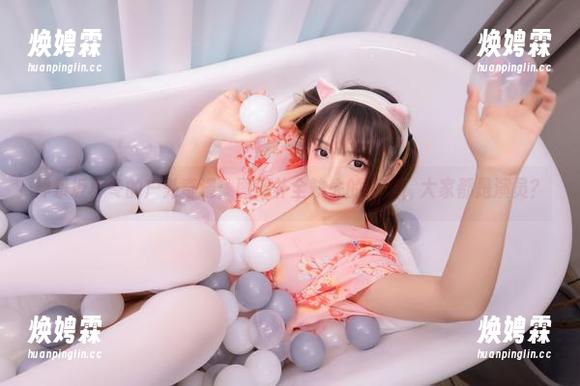 神乐坂真冬的户外奇遇:图册补全缺失的背景,大家都是演员? 神乐坂真冬的户外奇遇:图册补全缺失的背景,大家都是演员?