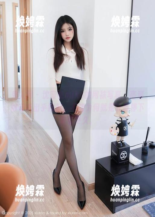 秀人网 - 沈蜜桃miko的网袜写真，高清得有点出乎意料，不知为何就是让我停下来看更久。