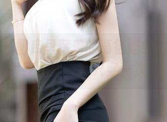 秀人网 – 图库里藏着的葛征婚纱：能不能借我一件，我只穿一次！