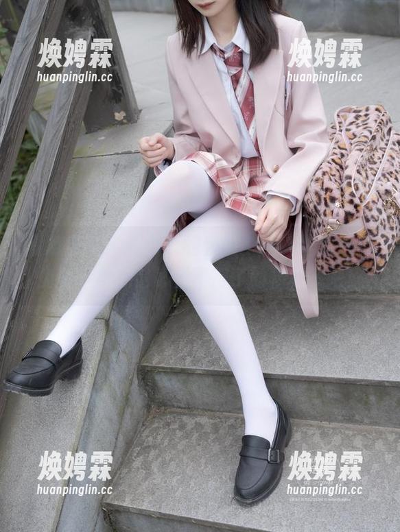 紧急企划 - 林书辞的套装,诶,居然还有免费下载,这可是不得了的福利了吧! 紧急企划 - 林书辞的套装,诶,居然还有免费下载,这可是不得了的福利了吧!
