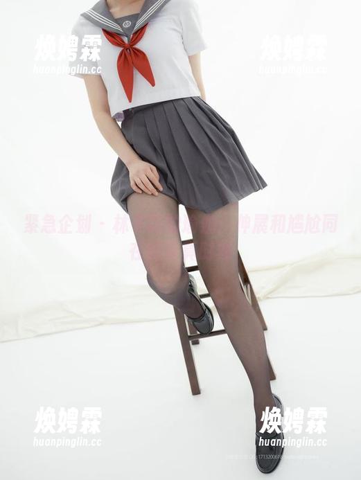 紧急企划 - 林书辞的瑜伽:伸展和尴尬同在的写真时刻 紧急企划 - 林书辞的瑜伽:伸展和尴尬同在的写真时刻