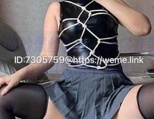 微密圈 – 绝妙黑丝壁纸，让你在美邵女Baby的氛围中沉迷