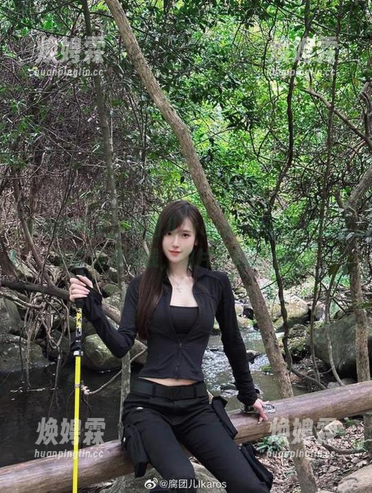 腐团儿Ikaros 迷惑的风女,腐团儿Ikaros为何让人如此难以转移视线,图片里有魔法吗?