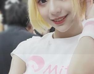 下载舞小喵双马尾套图，双倍的可爱，单身狗们别自残了！