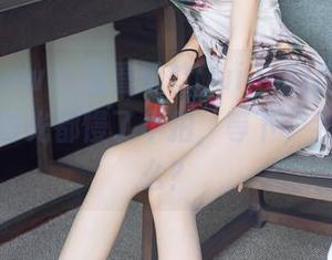 花漾show – 观看凯竹Quinn的皮衣瞬间，仿佛时光都慢了半拍，等下，我在想什么？