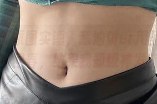 微密圈 – 原图实锤，葱油饼er用圣诞主题妙手回春，结果我却眼神发直。