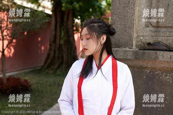 蜜桃社 - 陆萱萱Cecilia的制服合集:一边翻壁纸,一边犯花痴~ 蜜桃社 - 陆萱萱Cecilia的制服合集:一边翻壁纸,一边犯花痴~
