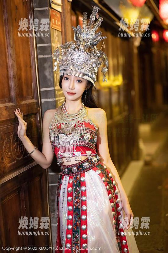 语画界 - 兔女郎的元气满满，金纯一让原图复活——可爱与调皮并存！