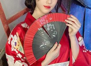 微密圈 – 免费也能拥有轩子巨2兔的“女神”魅力，带着一丝小期待。