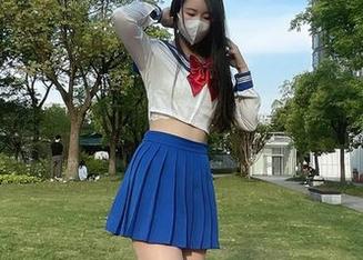 微密圈 – 软妹小九九的定制图集：女孩们，有时候我想问，你们的自信从何而来？太讨厌你们了！