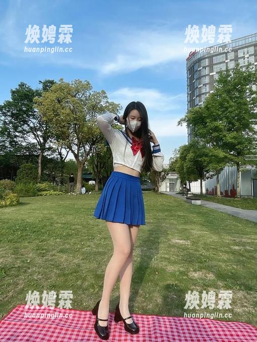 微密圈 - 软妹小九九的定制图集：女孩们，有时候我想问，你们的自信从何而来？太讨厌你们了！