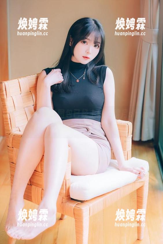 紫护士的最新图包已经上线，霜月shimo这次真的不想给她打“疫苗”了。