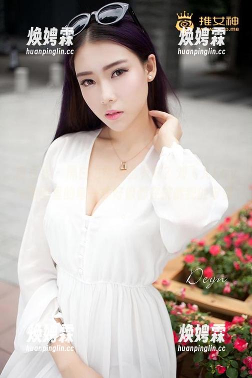 青豆客 - 黑白也能这么有味？刘飞儿Faye原图里的每一寸好像都在挑衅我的审美。