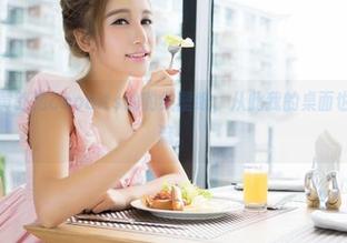 青豆客 – 黄歆苑chobits的豹纹壁纸，从此我的桌面也要跟上潮流！