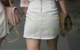 终于找到了能让人眼前一亮的紧身瑜伽美女套图——感谢魔镜街拍！