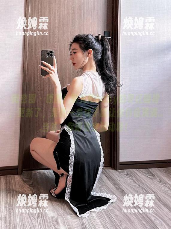 微密圈 - 原图！黎允熙baby的枣红睡裙，更新了，果然一袭裙子能让你自信满满...当然，你得没穿运动鞋！